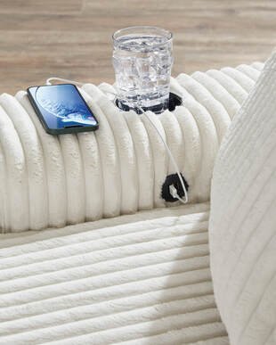 21104-15-usb-detail.jpeg Ashley 211-04 Chaise