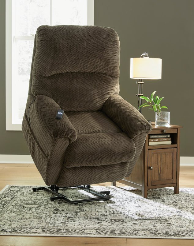 Ashley 4710212 - Power Lift Recliner